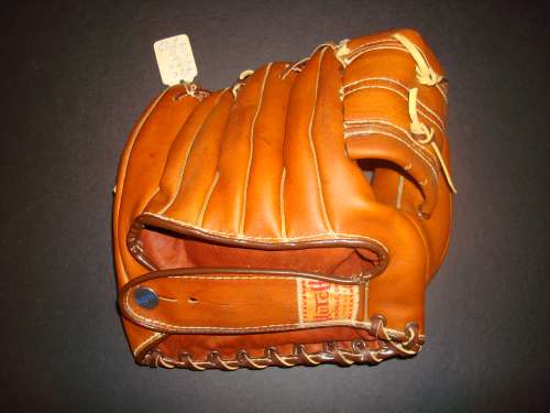 Richie Ashburn Hutch 40L Back